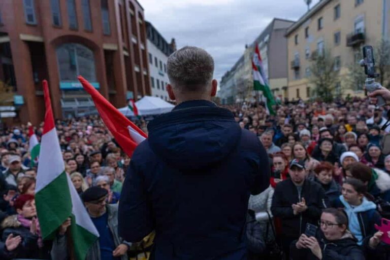 történelmi pillanathoz érkezik a népszavazás
