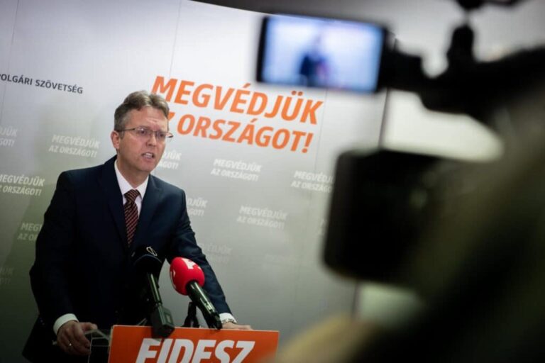 Ukrajna gyorsított uniós csatlakozása fenyegeti Magyarországot, figyelmeztet a miniszter
