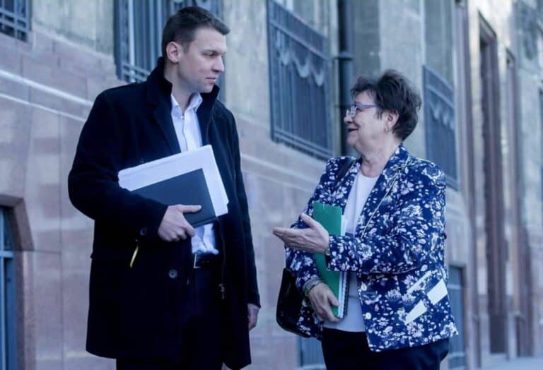 Menczer Tamás Facebook üzenettel búcsúzott Müller Cecíliától – közös harc a vírus ellen