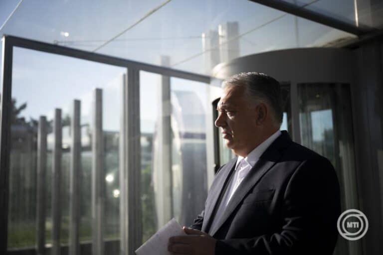 ha Brüsszel bevezeti az orosz energiahordozók importtilalmát, akkor a magyar családok kétszer annyit fognak fizetni a rezsiért