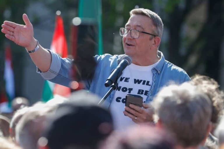 Bayer Zsolt megmagyarázta, miért voltak olyan sokan a Pride-on