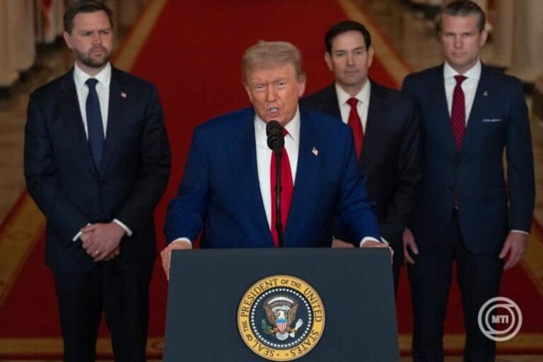 Amerika iráni nukleáris létesítményeket támadott