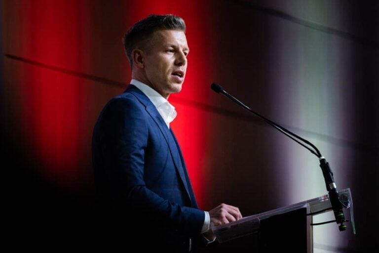 Orbán Viktor és a fideszes sajtó hallgatása a gyerekek elleni erőszak kapcsán beszédesebb ezer szónál