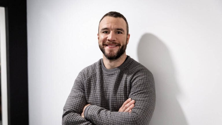 „Szívesen – Kapjátok be!” – Molnár Áron Tiborcz Istvánnak üzent a Marriott Hotelnél