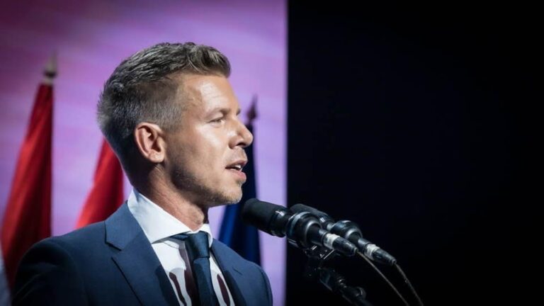 Országjárás fagylalttal – Magyar Péter újabb telt házas napja