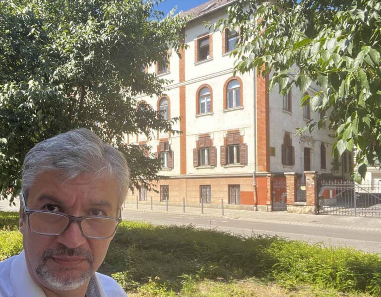 Hadházy szerint Lázár János milliárdos üzletet köt az állammal – újabb botrány az alapítványok körül