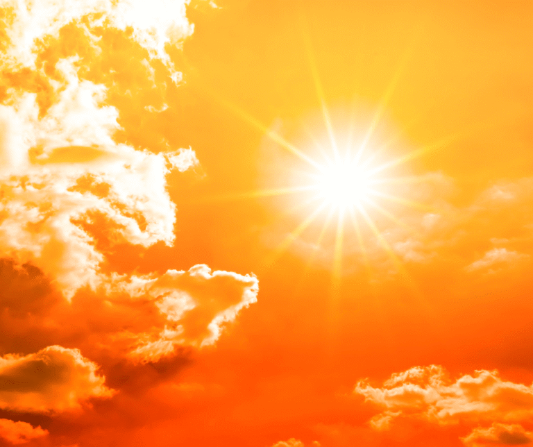 A hét elején még napos, meleg, majd a hétvégén felhős idő és lehűlés várható