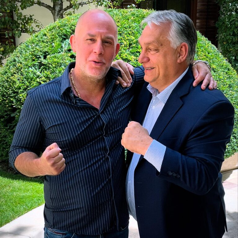 A Dopeman-Orbán fotó törlése: újabb jele a Fidesz kommunikációs zavarainak