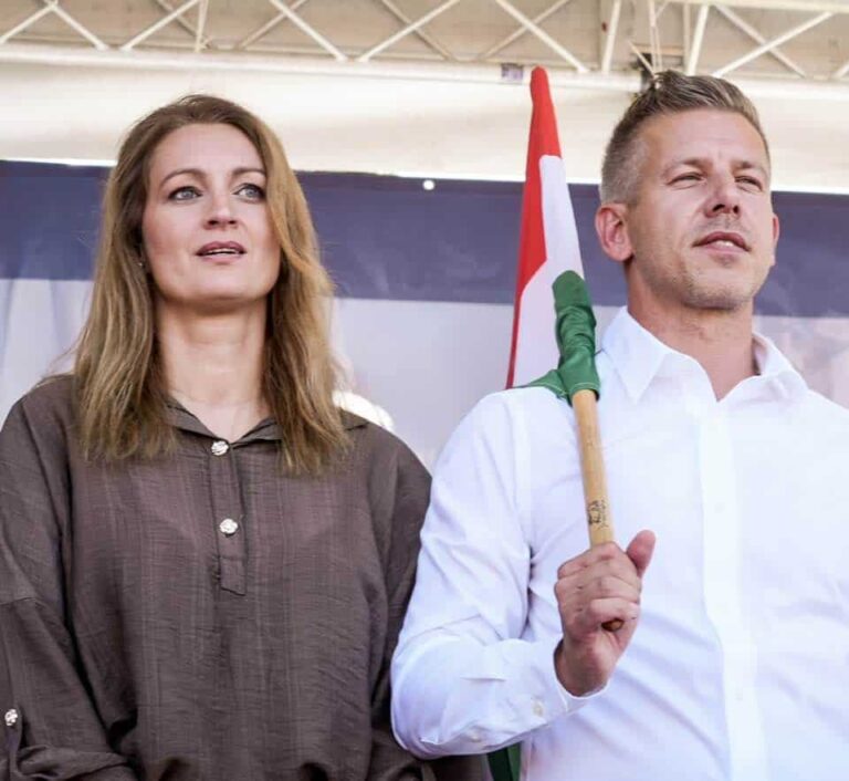 Magyar Péter veszprémi fórumán új lendületet kapott a Tisza Párt – Feljelentés, választási felkészülés és október 23-i nagygyűlés ígérete