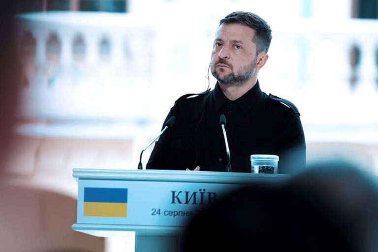 Zelenszkij: Putyin már elindította a harmadik világháborút, de kérdés, hogyan lehet megállítani