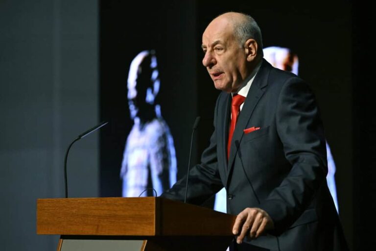 „Engem idén a köztársasági elnök gyakorlatilag tönkre tett” – Kitálalt Sulyok Tamás volt kommunikációs igazgatója, és belülről mesélt a Sándor-palota működéséről