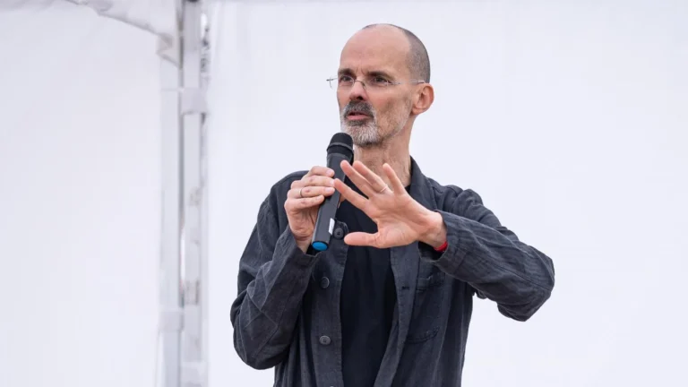 Fleck Zoltán: Egy jól képzett jogászcsapat áll készen, hogy megakadályozzák a Tisza kormányzását – jogi forgatókönyvek, amelyek átrajzolhatják a hatalomváltás kereteit