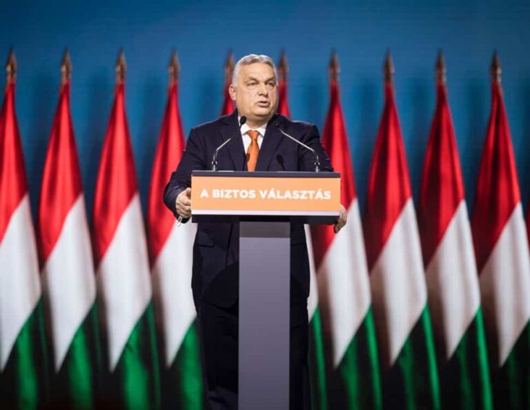 Nagy bejelentést ígért Orbán Viktor – de végül csak a régi üzeneteket ismételte el a kampány hajrájában