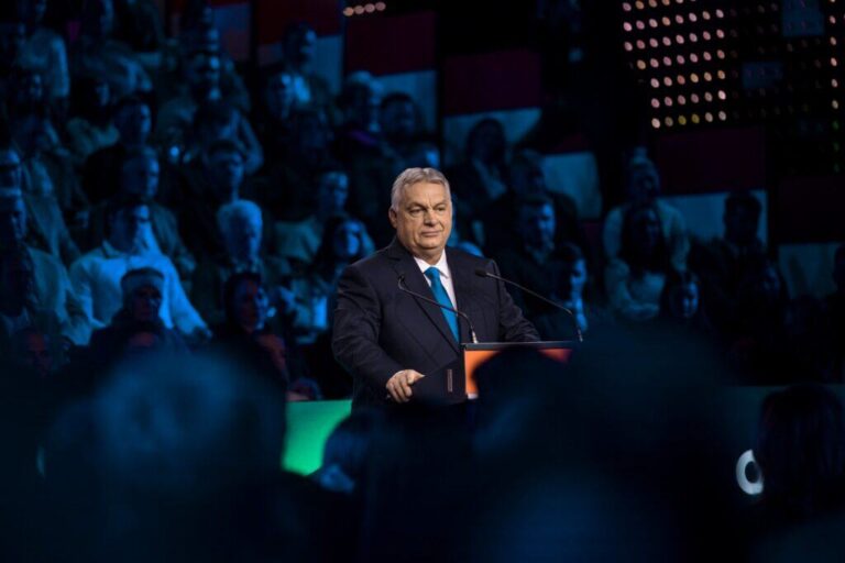 „Szerintem nem rólam van itt szó” – Orbán reagált Zelenszkij fenyegetésére