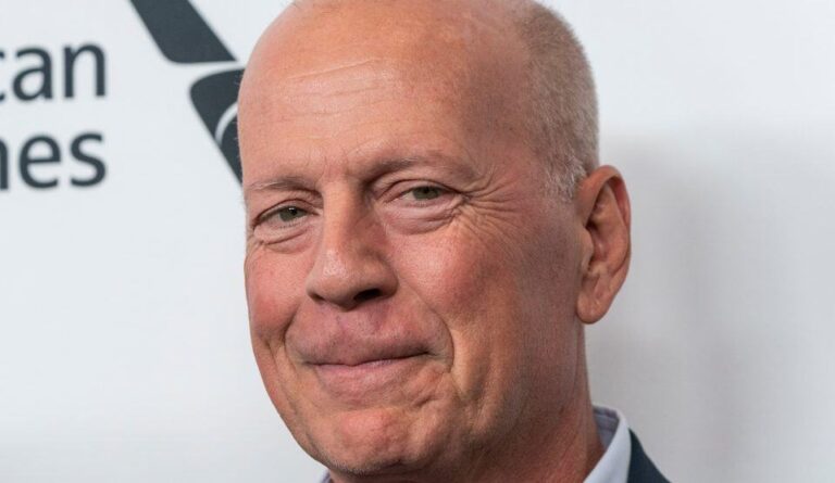 Bruce Willis 71 éves lett: Demi Moore megható családi képekkel ünnepelte a legendás színészt